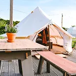 Domo Camp - Nature Glamping Hof Viehbrook Luxusní stan
