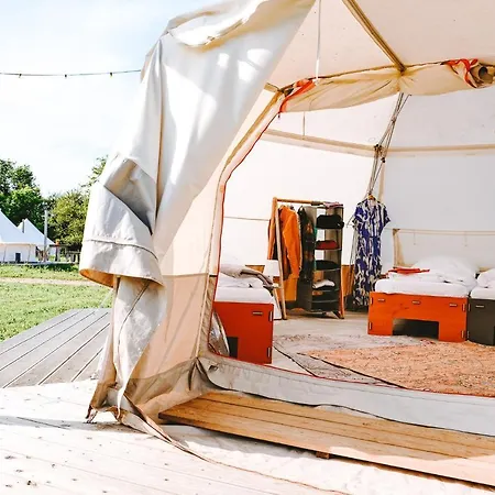 Domo Camp - Nature Glamping Hof Viehbrook Campismo de Luxo
